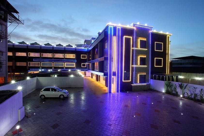 Hotel Sea Palace Kollam Exteriör bild